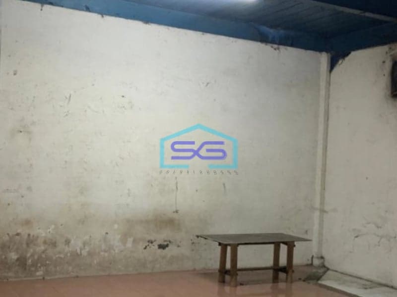 Disewakan Gudang Ada Kantor Luas Tanah  1100 m² Lokasi di Karawaci Tangerang