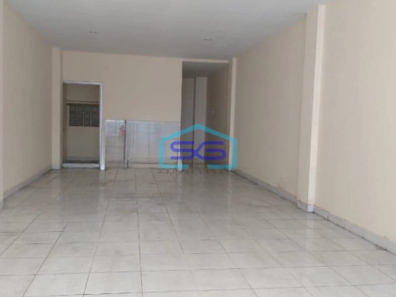 Dijual Cepat Ruko Strategis 3 Lantai di Kawasan Bisnis Pasar Kliwon Solo NEGO LB 196m2