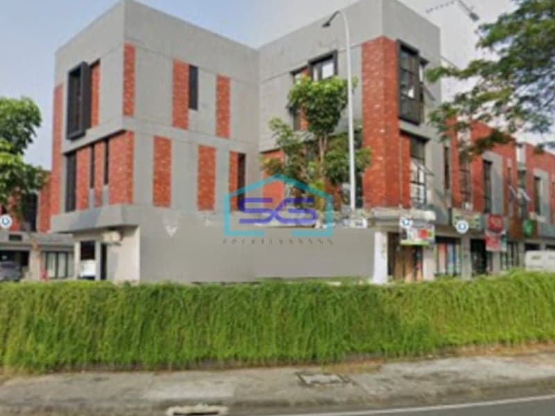 Disewakan Ruko Hook 3 Lantai di Bsd Tangerang Hadap Jalan Raya LB 122m2