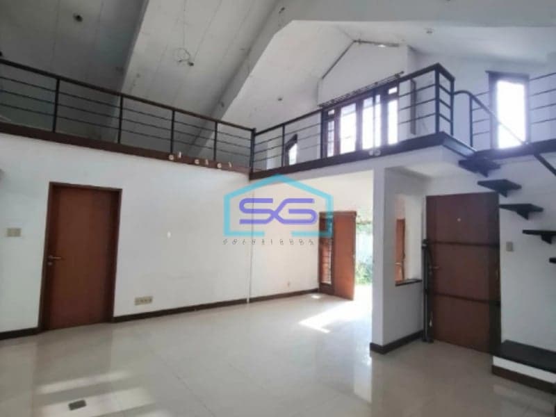 Disewakan Ruang Usaha Cocok untuk Kantor di Ciumbuleuit Bandung LB 200m2