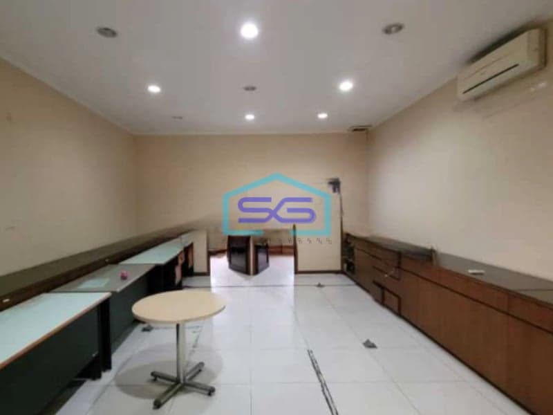 Disewakan Ruko 3 Lantai Luas Bangunan  210 m² Lokasi Setra Sari Bandung