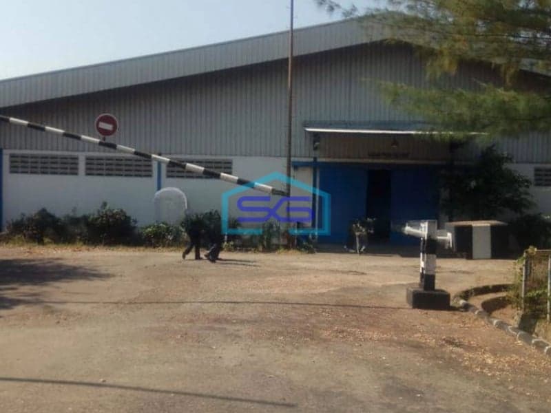 Dijual Pabrik Gudang Pinggir Jalan Raya Cikarang Bekasi Dekat Kawasan Industri LT 139000m2