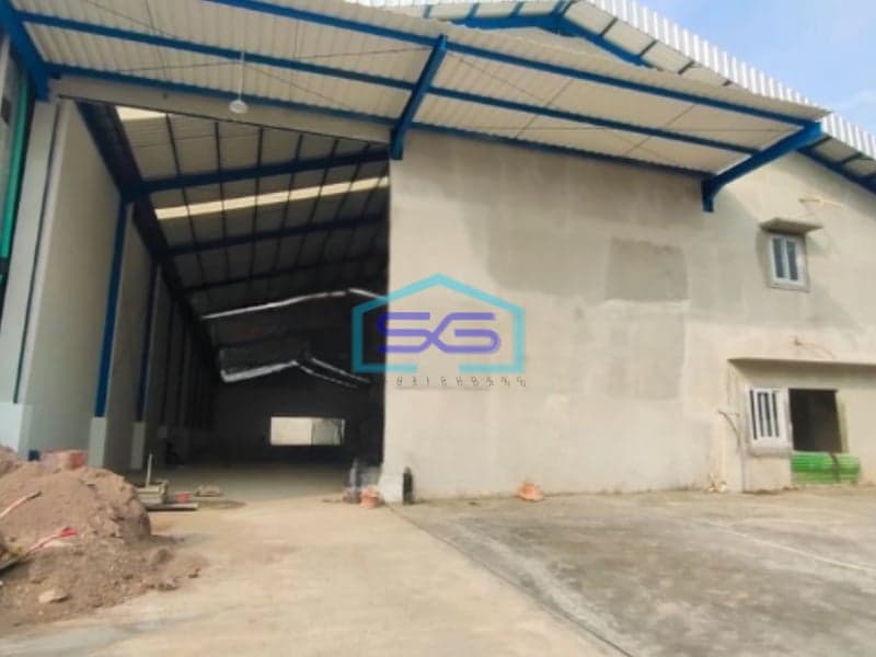 Disewakan Gudang Dan Office Di Kawasan Deltasilicon Cikarang Bekasi LT 1710m2