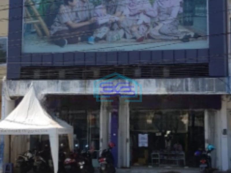 Dijual Cepat Ruko Strategis di Jl Yosodipuro Solo Luas Bangunan 360m2