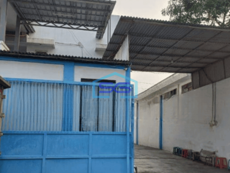 Disewakan Gudang Ada Kantor Luas Bangunan  500 m² di Duri Kosambi Jakarta Barat