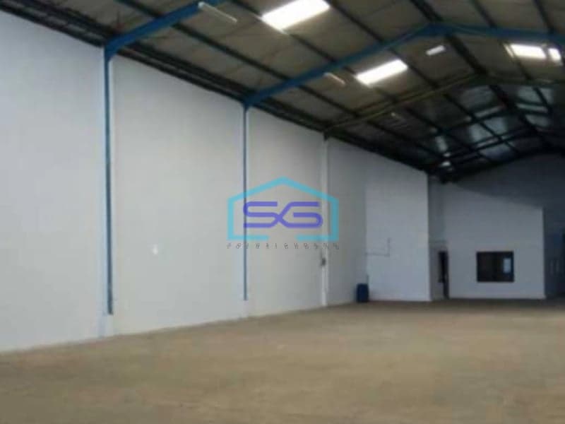 Disewakan Gudang Luas Tanah 600 m2 Lokasi di BSD Tangerang Ada Kantor