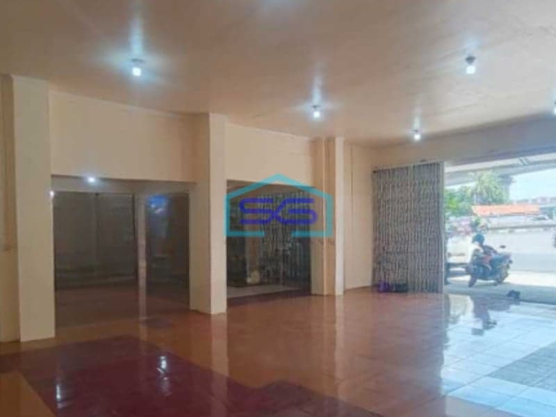 Disewakan Ruko Luas Bangunan 180 m² Lokasi Bebas Banjir di Bekasi Jawa Barat