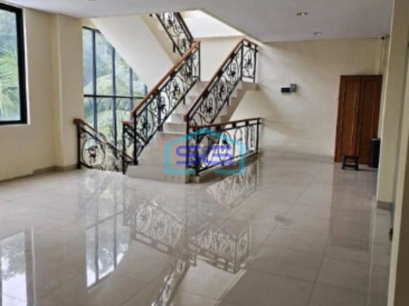 Dijual Gedung & Kantor Siap Pakai Cileduk Bintaro Tangerang Selatan LT 1415m2