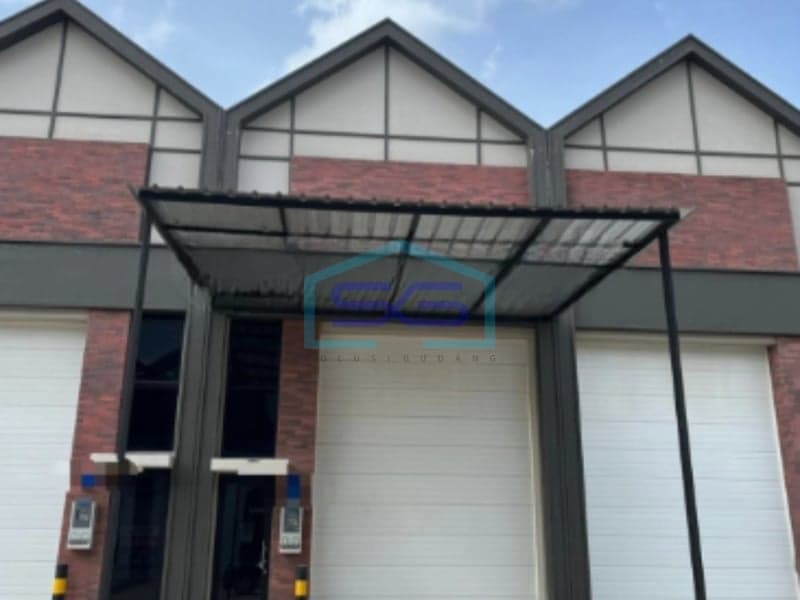 仓库出租，即用型，地理位置优越，位于雅加达北部PIK 2，建筑面积102平方米