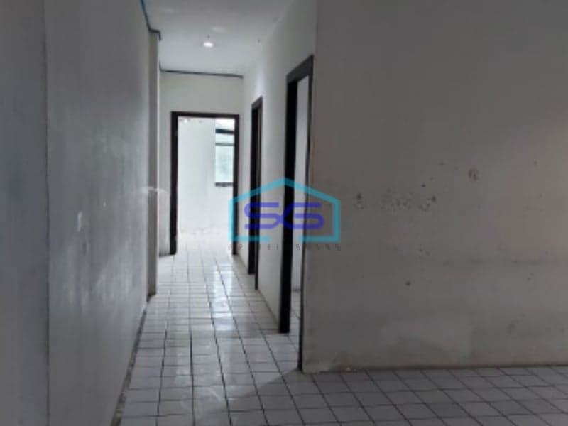 Dijual Ruko 3,5 Lantai Di Pluit Jakarta Utara Tinggi Dari Jalanan Dekat Akses Tol LB 225m2