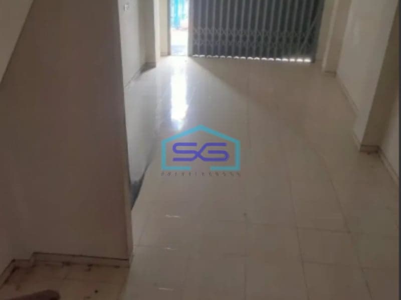 Disewakan Ruko Lokasi Strategis di Dukuh Kupang Surabaya