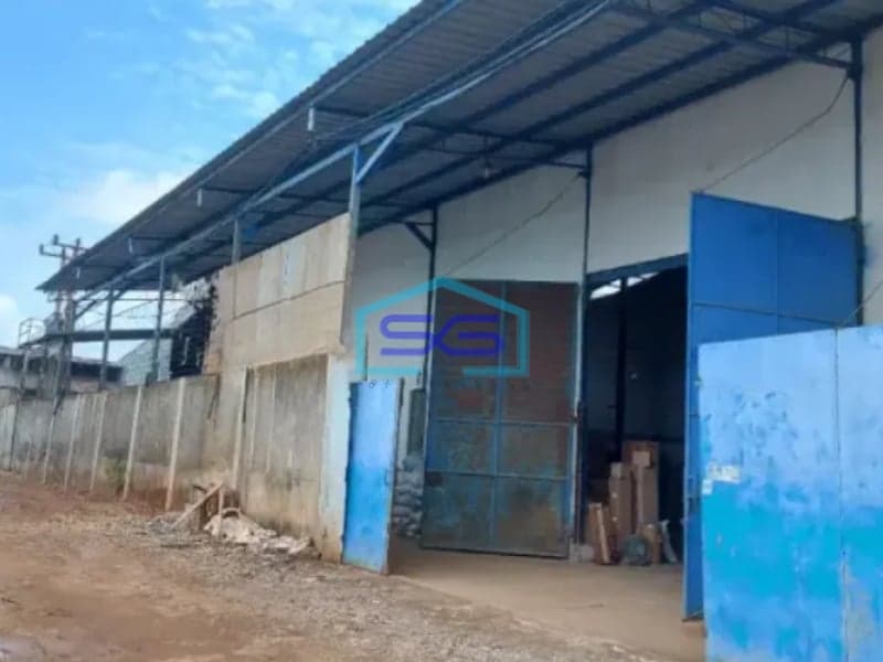 Dijual Gudang Hoek Di Komplek Pergudangan Salembaran Tangerang LT 1200m2