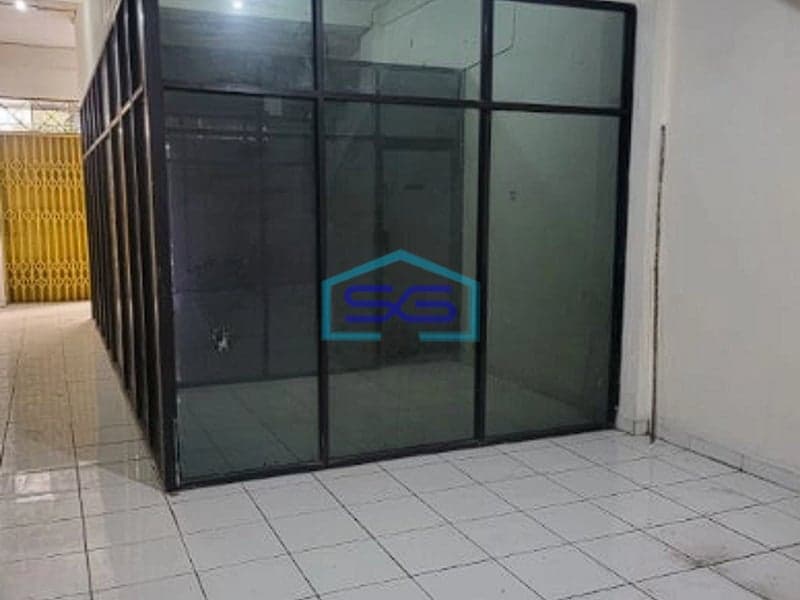 Dijual Ruko 4,5 Lantai di Komplek Mangga Dua Jakarta Barat LB 240m2