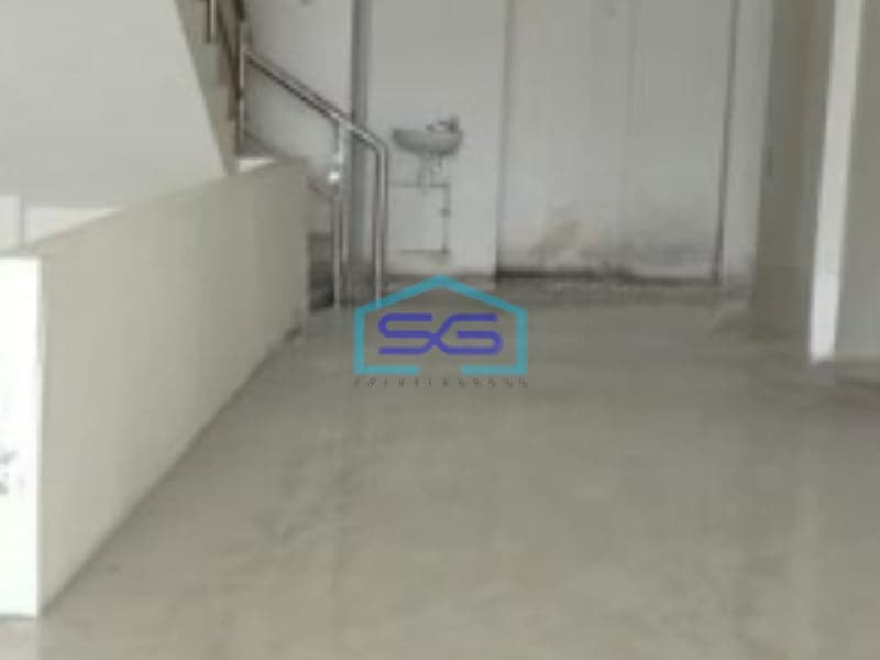 Disewakan Ruko Siap Pakai Luas Bangunan 190 m² di Jembatan Lima Jakarta Barat