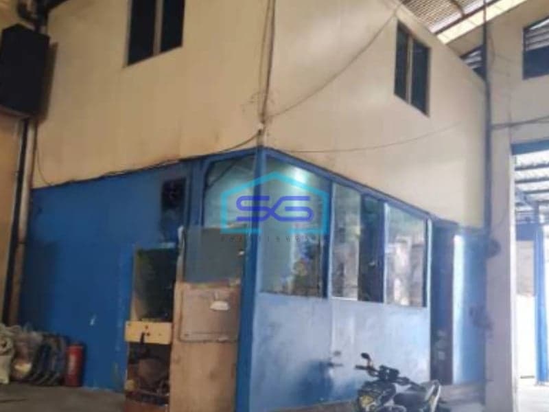 Disewakan Gudang Luas Bangunan 660 m² Lokasi Kapuk Kamal Jakarta Barat