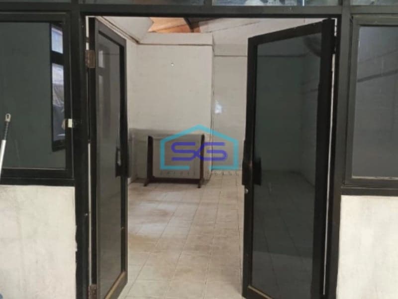 Disewakan Gudang Ada Kantor Luas Tanah  500 m² Lokasi Karawaci Tangerang