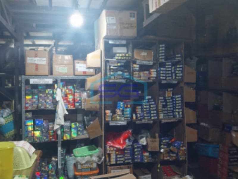 Dijual Ruko Pinggir Jalan di Prawirodirjan, Jogja LT 252 m2