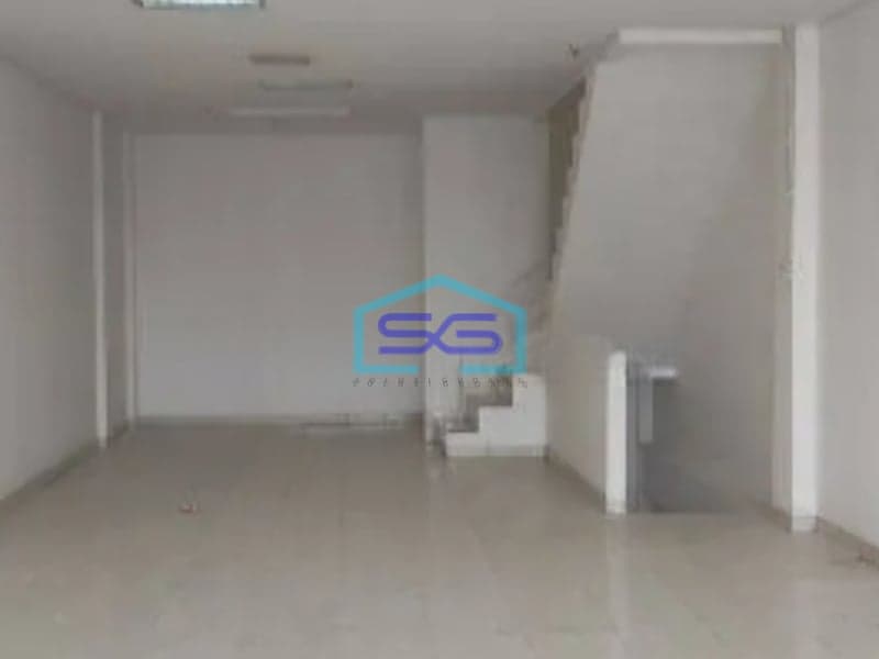 Disewakan Ruko di Cengkareng Jakarta Barat Luas Bangunan 400  m²