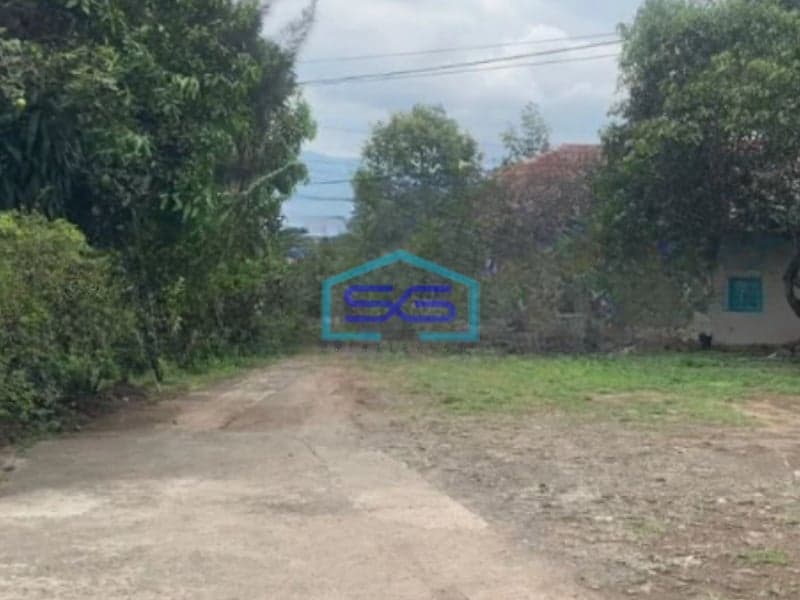 Dijual Gudang Luas Bangunan  700 m² Lokasi Strategis Bebas Banjir di Jatinagor Sumedang