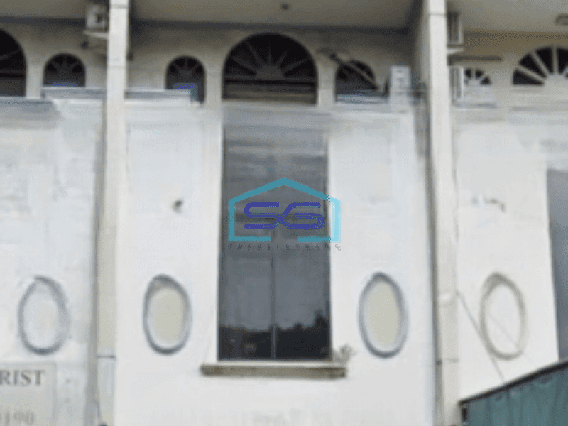 Disewakan Ruko Luas Bangunan 250 m² di Tepi Jalan Raya Bandengan Jakarta Utara