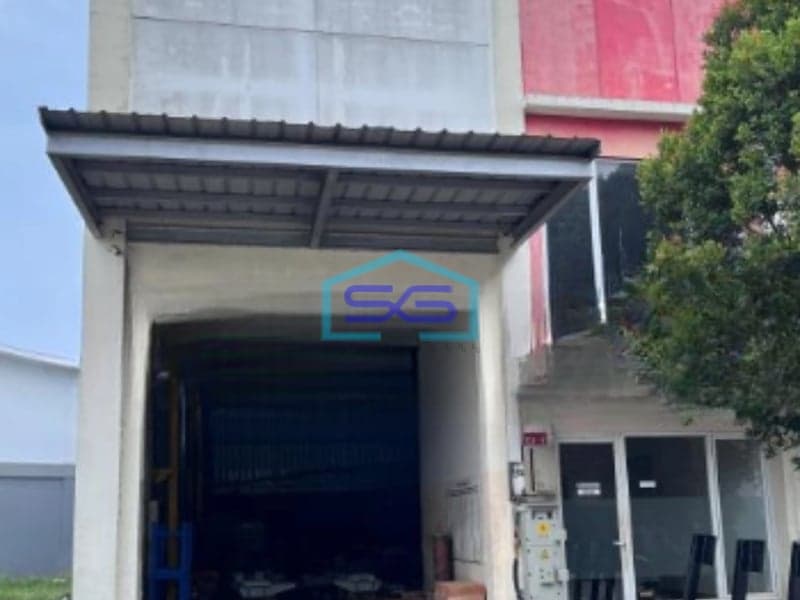 Dijual Gudang Luas Tanah  297 m² Lokasi Karawang Barat