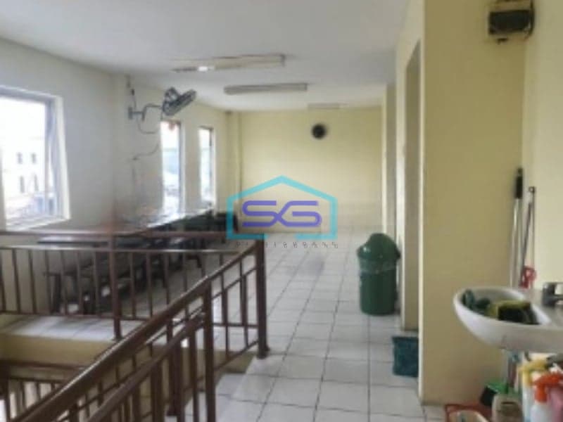 Dijual Gudang Elang Laut 3 Lantai Kondisi Bagus Jakarta Barat LT 252m2