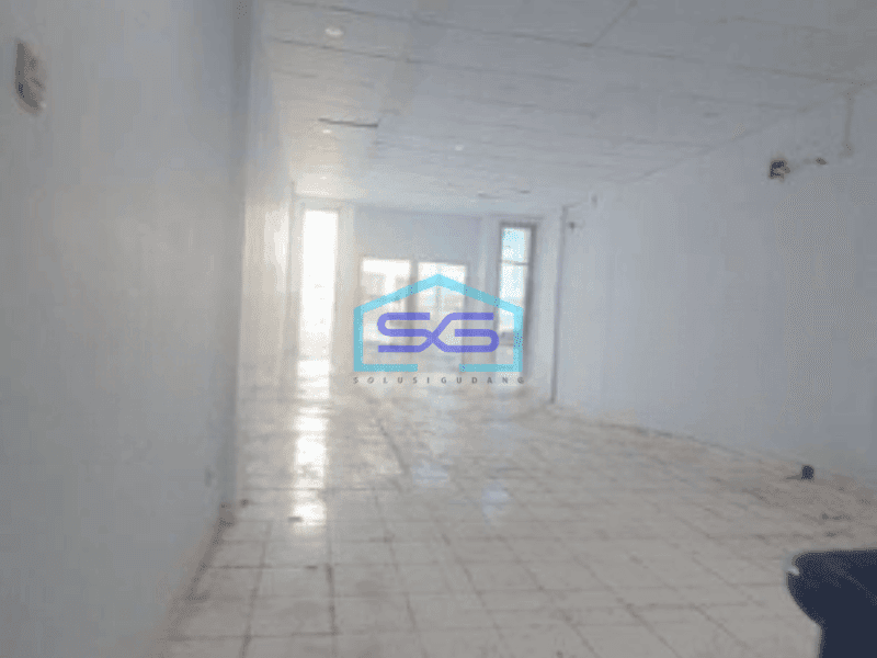 Disewa Ruko 4lantai hadap timur dalam komplek dekat toll di Pluit Jakarta Utara