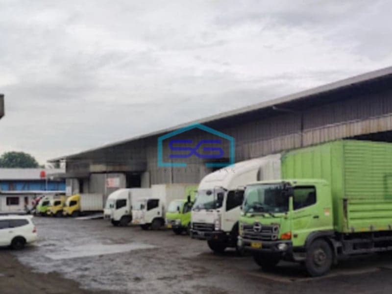 Disewakan Gudang Sudah Renovasi Shm, Luas 2148m2 di Kalideres Jakarta Barat