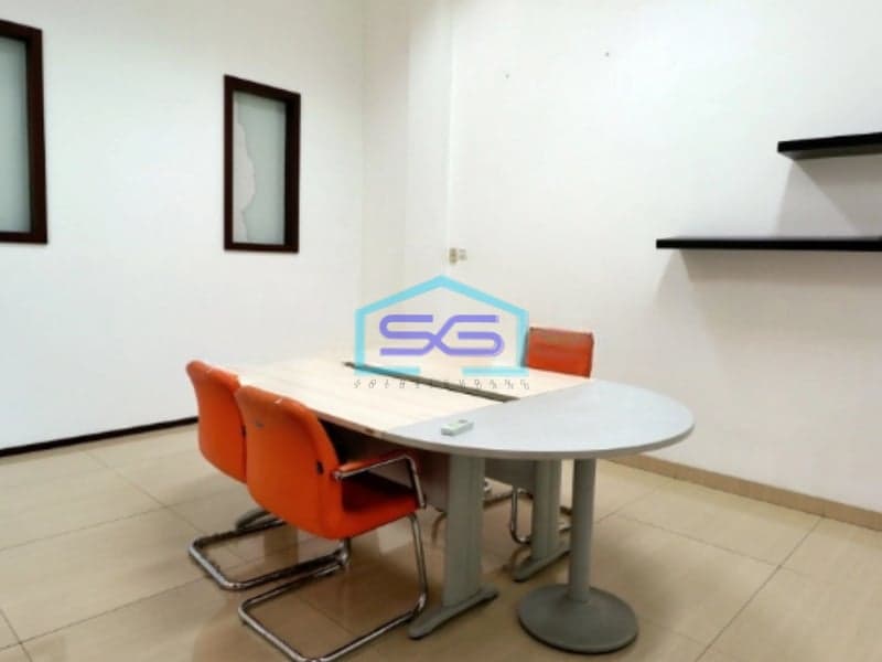 Disewakan Ruang Usaha Gedung Cocok Perkantoran Lokasi Mainroad BKR Bandung LB 370m2