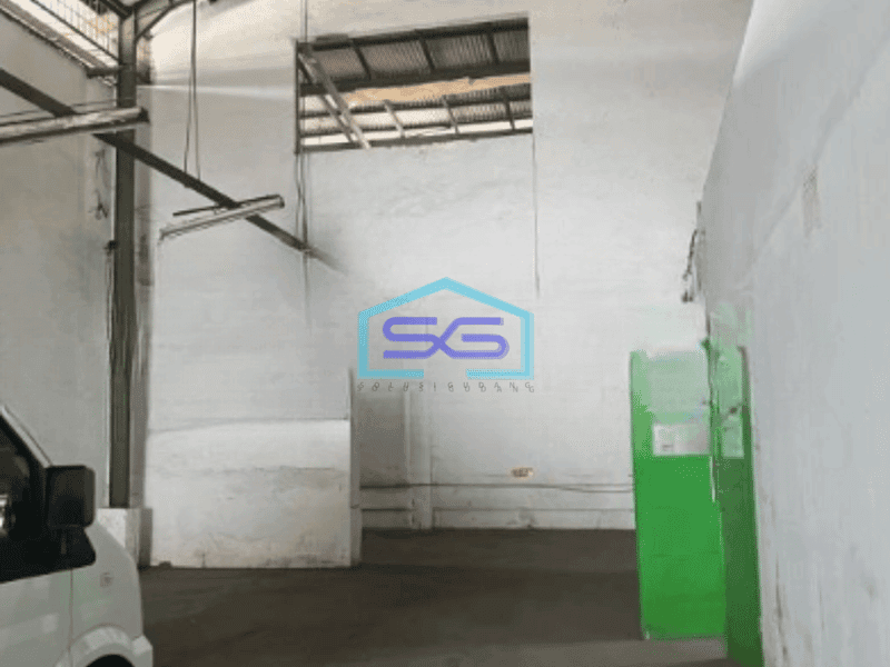 Disewakan Gudang Akses Container 20 Feet Luas Bangunan 700 m² di Kapuk Jakarta Utara