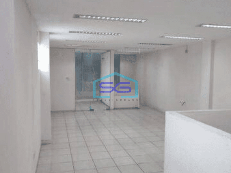 Disewakan Ruko 3 Lantai Di Kawasan Bisnis, Kembangsari, Semarang