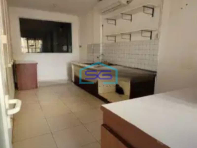 Disewakan Ruko Lokasi Sangat Strategis di Kebayoran Baru Jakarta Selatan