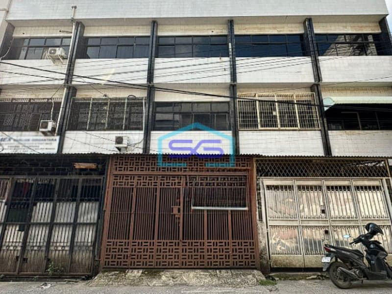 Dijual Ruko 4 Lantai di Jl. Krakatau Dempo Palembang Langsung Siap Pakai! LB 220m2