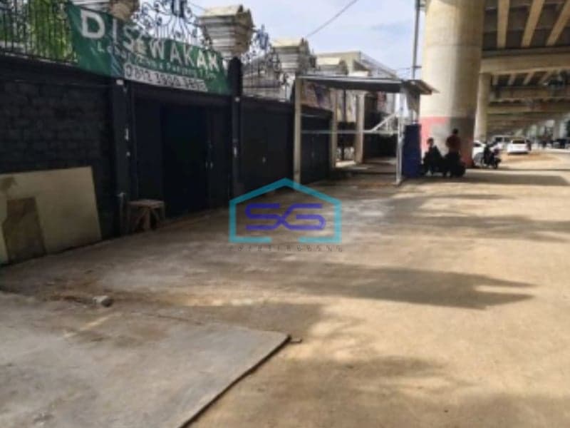 Di Sewakan Ruko Lebar Di Pondok Labu Jakarta Selatan Luas Bangunan  84 m²