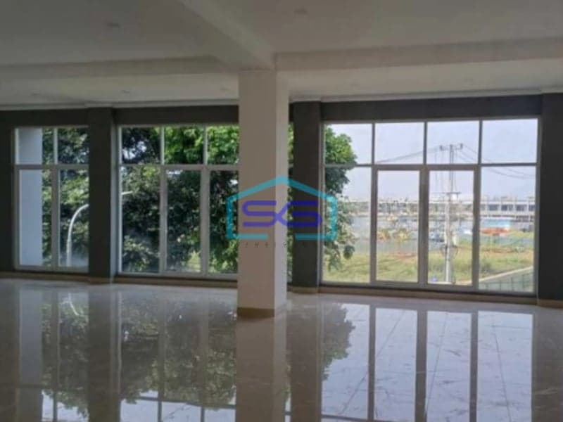 Dijual Ruang Usaha Baru Di Kota Baru Parahyangan Bandung Barat LB 600m2