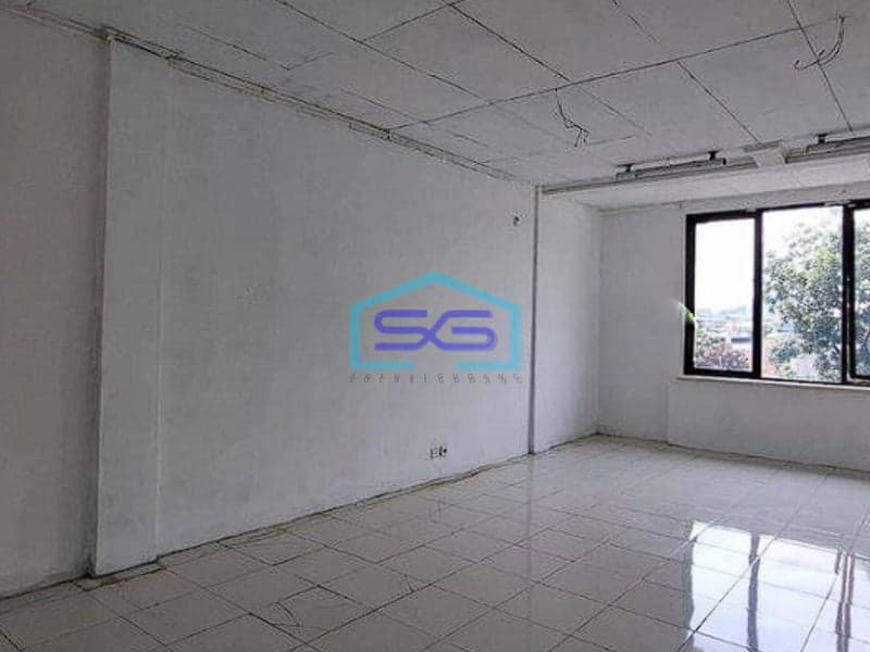 Disewakan Ruko Lokasi Strategis Pusat Kota Jln. Karapitan Kota Bandung LT 120m2