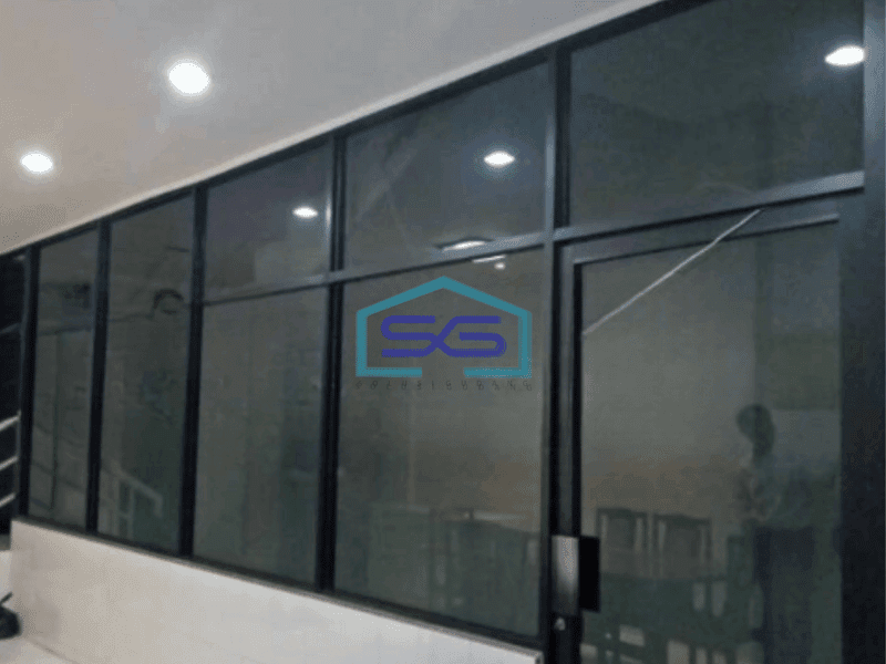 Dijual Ruko Murah Siap Pakai Luas Bangunan 250 m² di Pangeran Jayakarta Jakarta Pusat