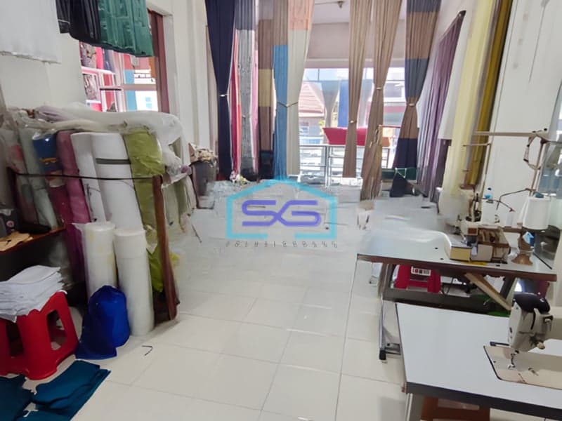 Dijual Ruko Strategis Dijual di Jl. Raya Perusahaan Singosari Malang LB 224m2