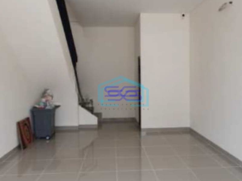 Disewakan Ruko Brand New Lokasi Bagus di Sorento Grande East Gading Serpong Tangerang Luas Bangunan 90 m²