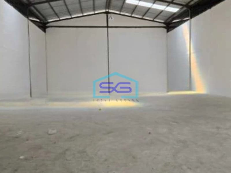 Dijual Gudang Ada Kantor Lokasi Strategis Luas Bangunan 590 m²  di Teluk Naga Tangerang
