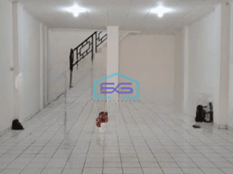 Disewakan Ruko Rapi Siap Pakai Luas Bangunan 274 m² Lokasi Strategis di Balaraja Tangerang