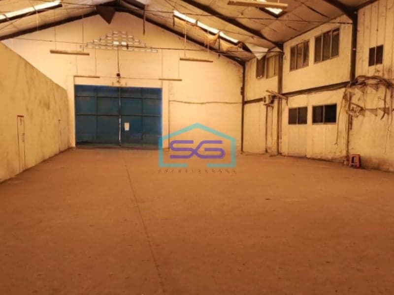 Disewakan Gudang Lokasi Bebas Banjir Luas Bangunan 10044 m² di Karawaci Tangerang