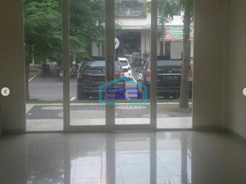 Disewakan Ruko San Antonio di Surabaya Jawa Timur Bangunan 2 Lantai