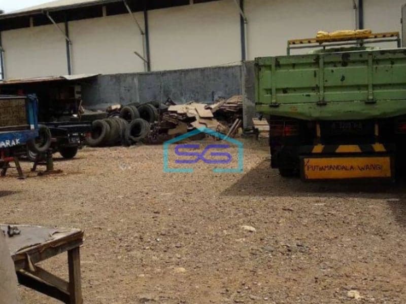 Dijual Gudang Murah Pinggir Jalan Narogong Bekasi Akses Container 40feet LT 665m2