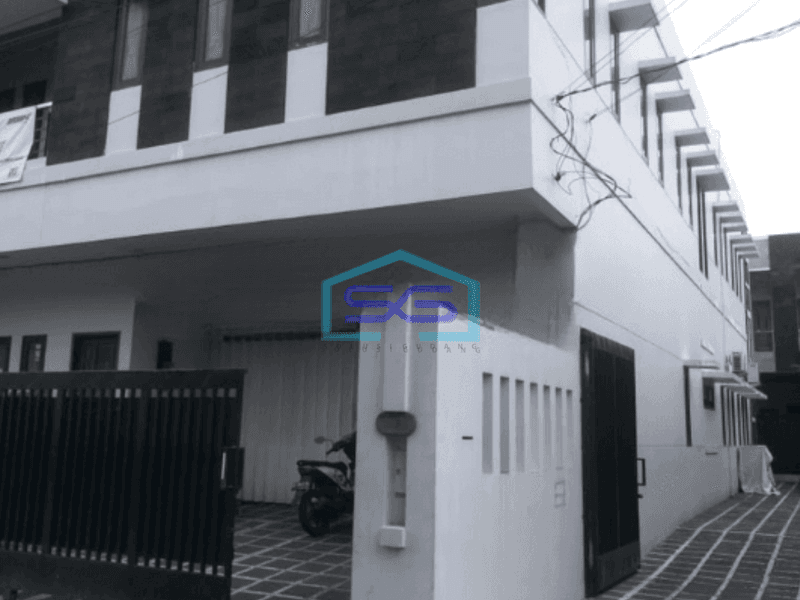 Disewakan Gudang 2 Lantai Luas Tanah  568 m² di Condong Catur Sleman