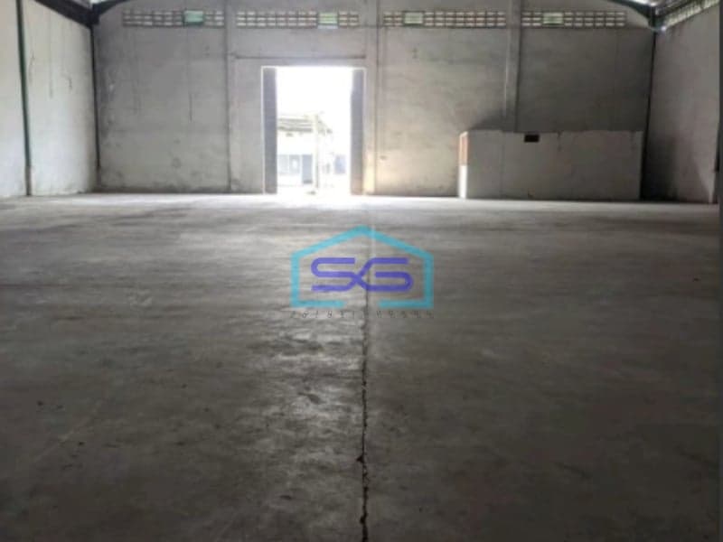 Disewakan Gudang Akses Container 40 Feet Luas Bangunan  1000 m² di Tangerang