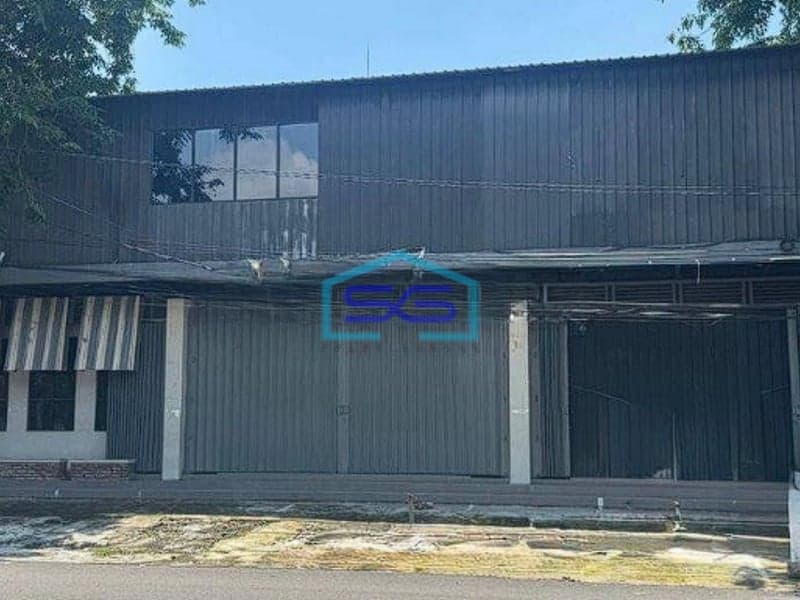 Disewakan Ruko Pojok Ex Cafe di Nol Jalan Raya Ngagel Surabaya LB 330m2