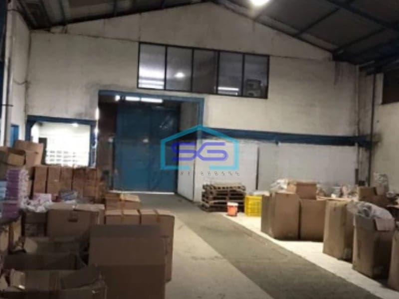 Disewakan Gudang di Moch Toha, Bandung. akses kontainer dan bebas pungli Luas Bangunan  1000 m²