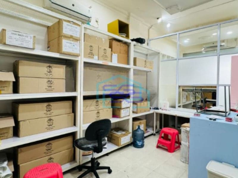 Dijual Cepat Ruko Luas Bangunan  238 m² di Jakarta Selatan