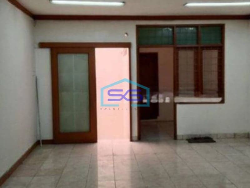 Disewakan Ruko 3 Lantai di Jalan BKR Pusat Kota Bandung LB 225m2